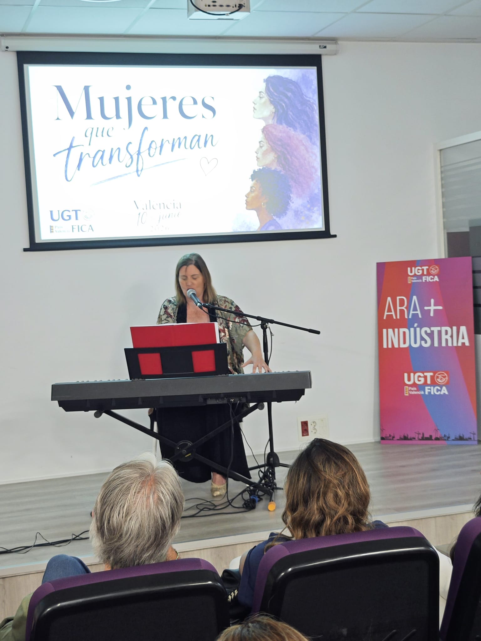 Acto "Mujeres que Transforman"
